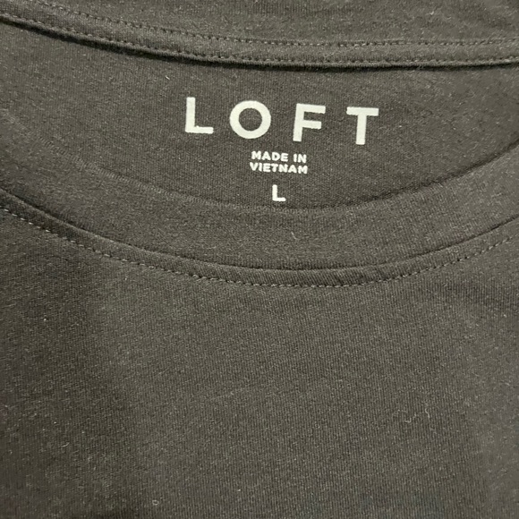 Women's Black Slightly Puffy Short Sleeve Top -  Size Large worn 1 time - Picture 2 of 11